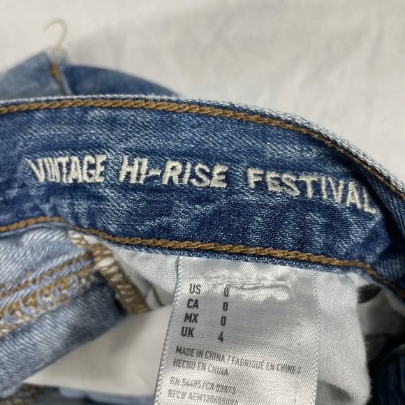 American Eagle Women Blue Distressed Buttoned Cut Off Denim Shorts Size 0 - Picture 6 of 10